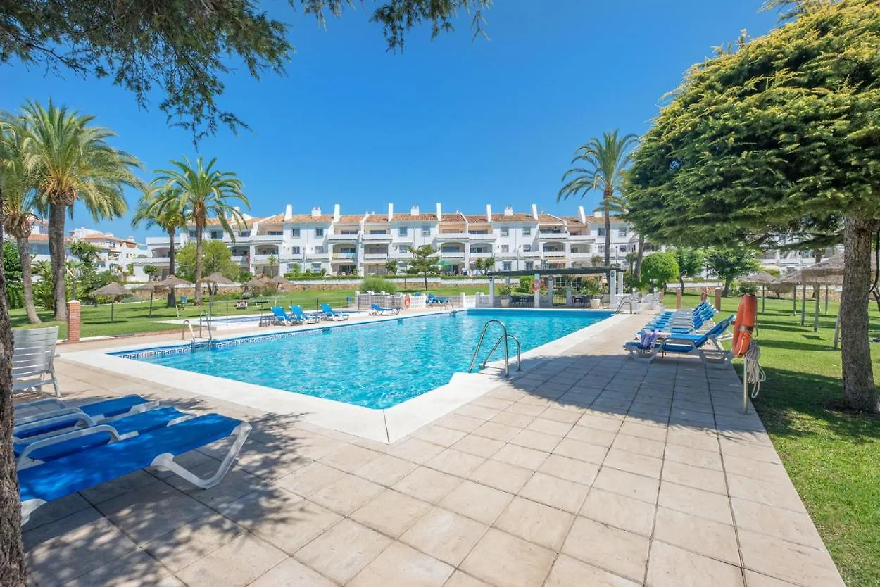 Residencial Malambo Apartment contacts